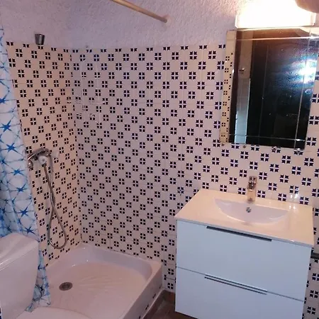 Studio Pieds Dans L'eau كالكاتوكجيو
